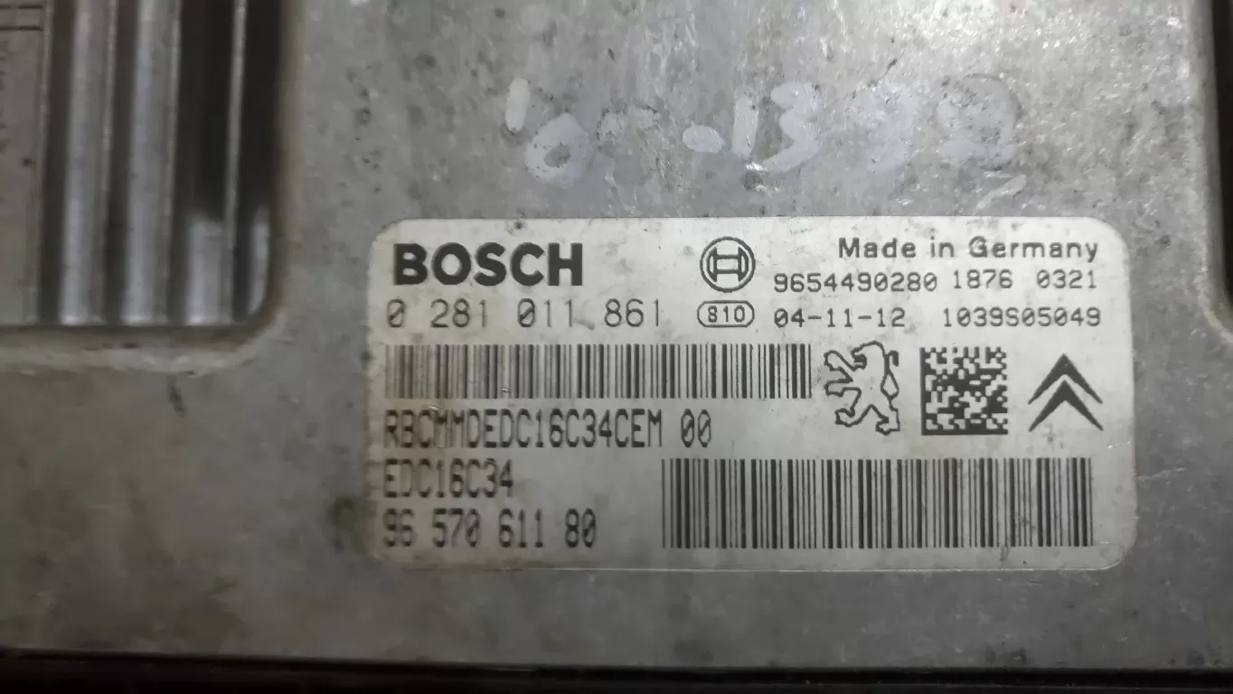 0281011861 EDC16C34 9657061180 pejo motor beyni