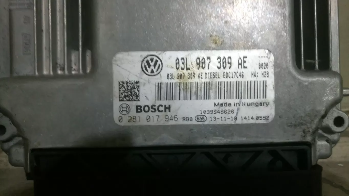 VW 2.0 TDI ECU 03L907309AE 0281017946 EDC17C46