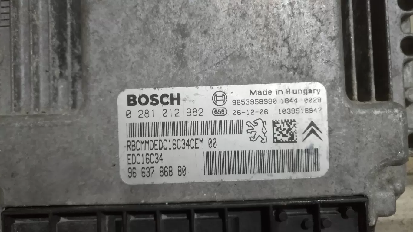 BOSCH 0281012982 658 EDC16C34 9665091180 9653958980 1039S20159