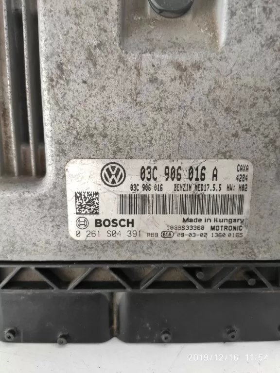 VW Golf / Passat / Jetta 1.4 03C906016A - 0261S04391