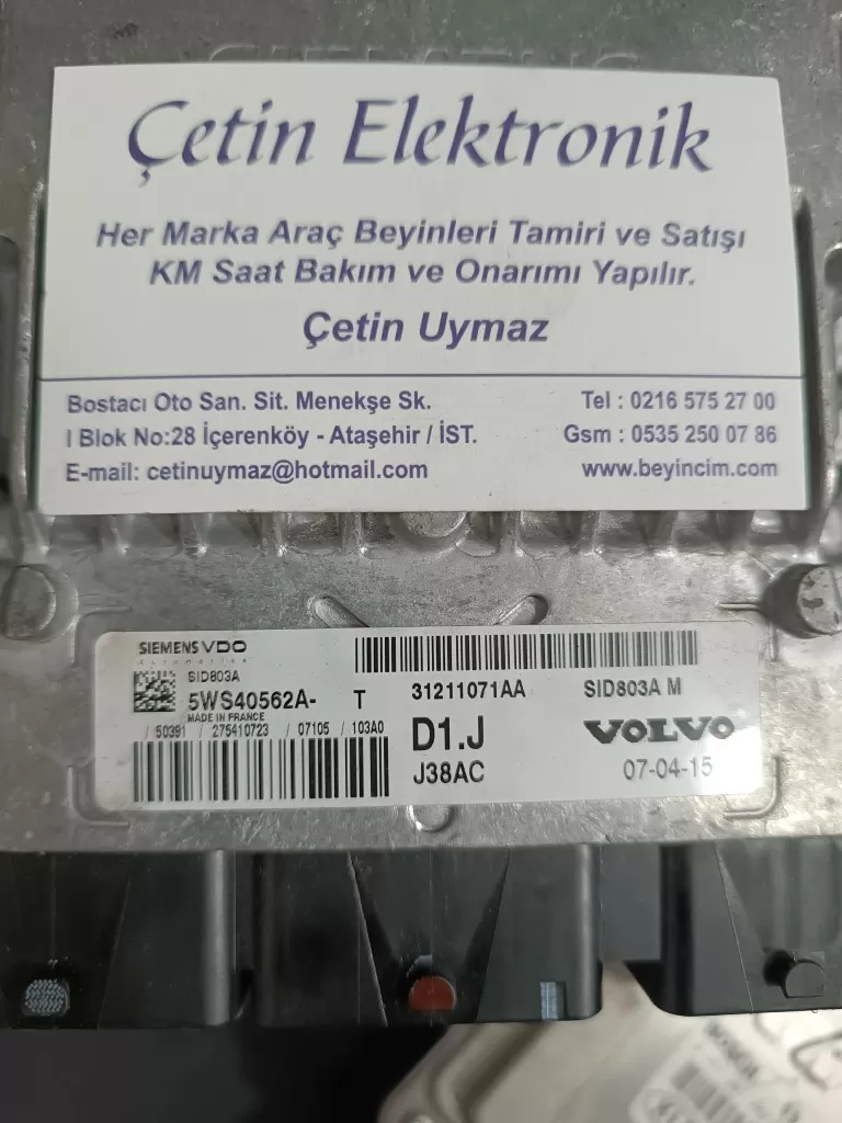 VOLVO V50 2.0 D DIESEL ECU 31211071AA SID803A