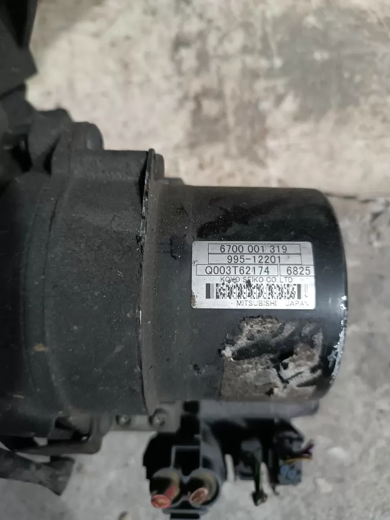 MERCEDES 169 USED ELECTRIC STEERING RACK MOTOR 6700 001 319 . 995-12201. Q003T62174