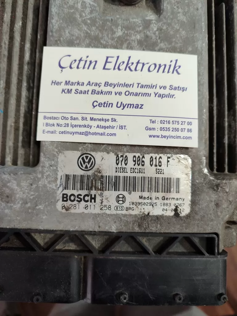 Volkswagen Touareg 2.5 TDI Motor Beyni 070906016F - 0281011258