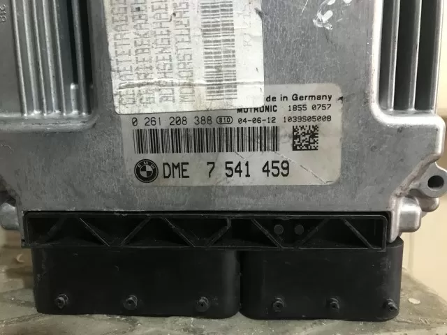 0261208388 - BMW MOTOR BEYNİ BOSCH 0261208388 DME 7541459
