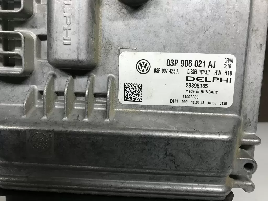 03P906021AJ DCM3.7 Volkswagen Polo 1.2 TDI Motor Beyni