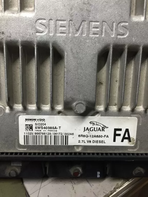 Jaguar XJ 2.7 Tdv6 Auto Engine ECU 6r8q-12a650-fa