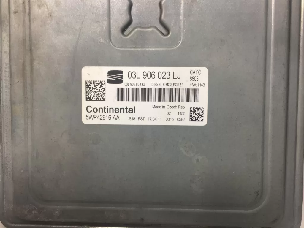 SEAT LEON 1.6 TDI CAYC ENGINE ECU 03L906023LJ
