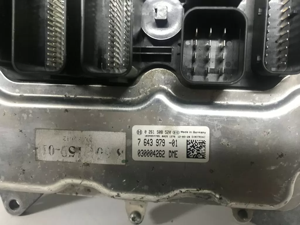 BMW 0261S08520 7643979-01 7 643 979-01 030004262 BME – BMW motor beyni