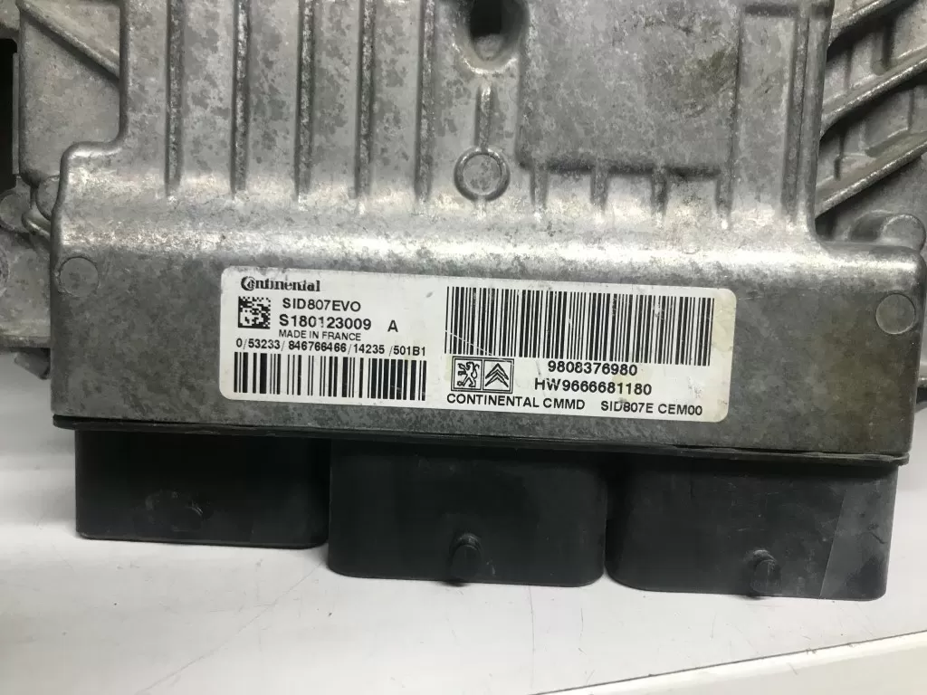 2014 CITROEN C4 PICASSO 1.6 Diesel Engine ECU 9808376980 S180123009 745
