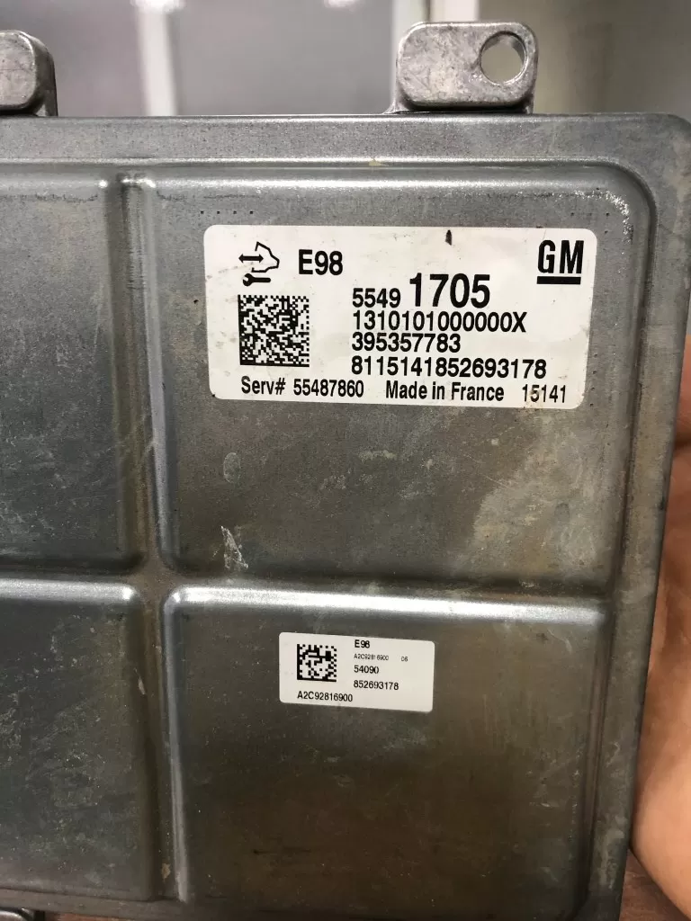OPEL ASTRA MERİVA MOKKA DİZEL MOTOR BEYNİ 55491705 E98 BEYİNCİM.COM
