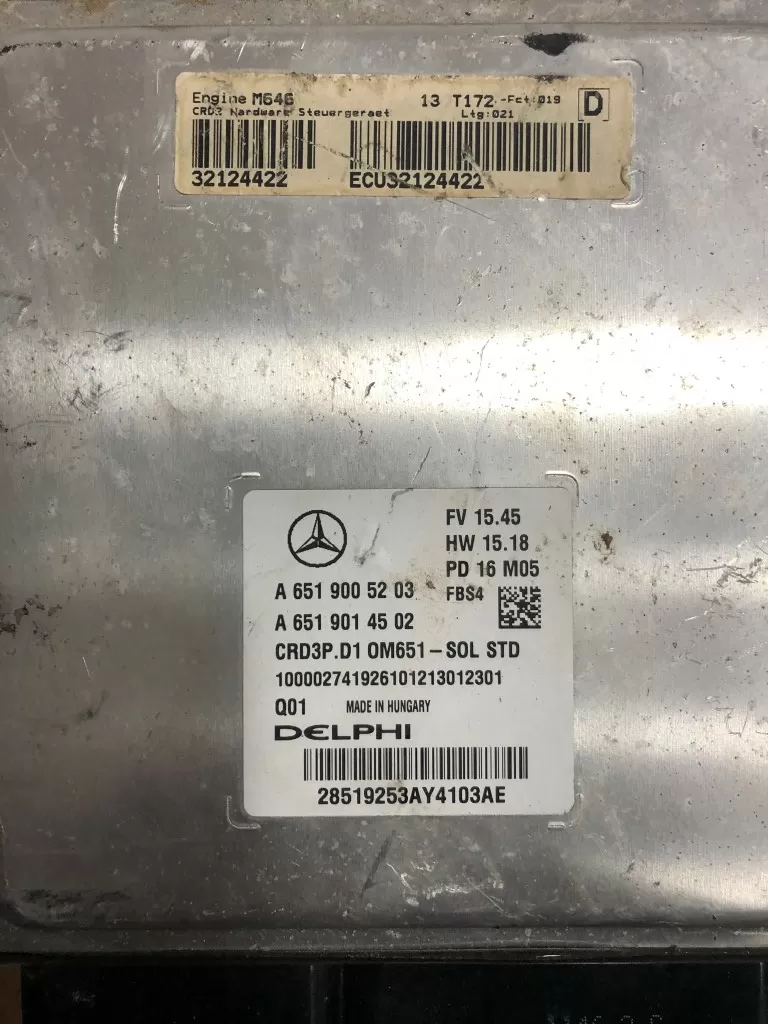 MERCEDES C Sınıfı Motor Kontrol Ünitesi W205 A6519005203 A6519014502 BEYİNCİM.COM