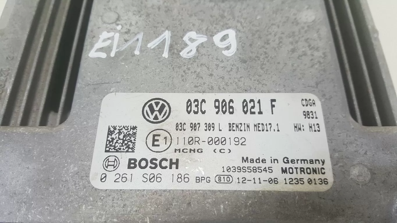 VW TOURAN Ecu Control Module 03C906021F 0261S06186