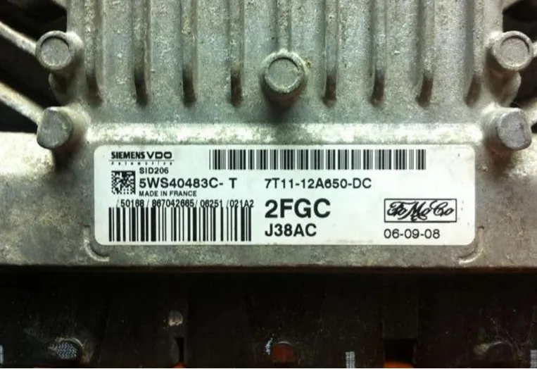 FORD TRANSIT CONNECT 1.8 TDCi ECU 7T11-12A650-DC 5WS40483C-T SID206