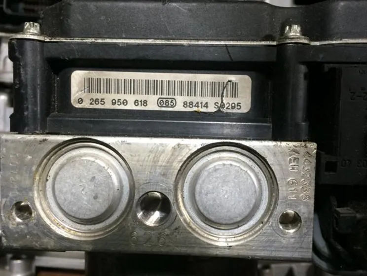 0265950618 MERCEDES BENZ B CLASS BOSCH ABS PUMP