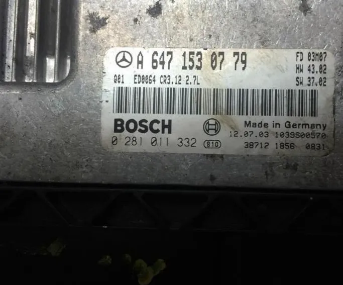 MERCEDES. CLASSE E. 270 CDI ECU EDC16 0281011332 A6471530779