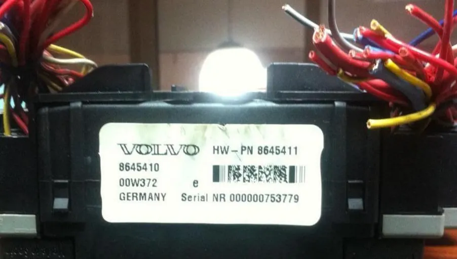 8645411 8645410 volvo S70 S80