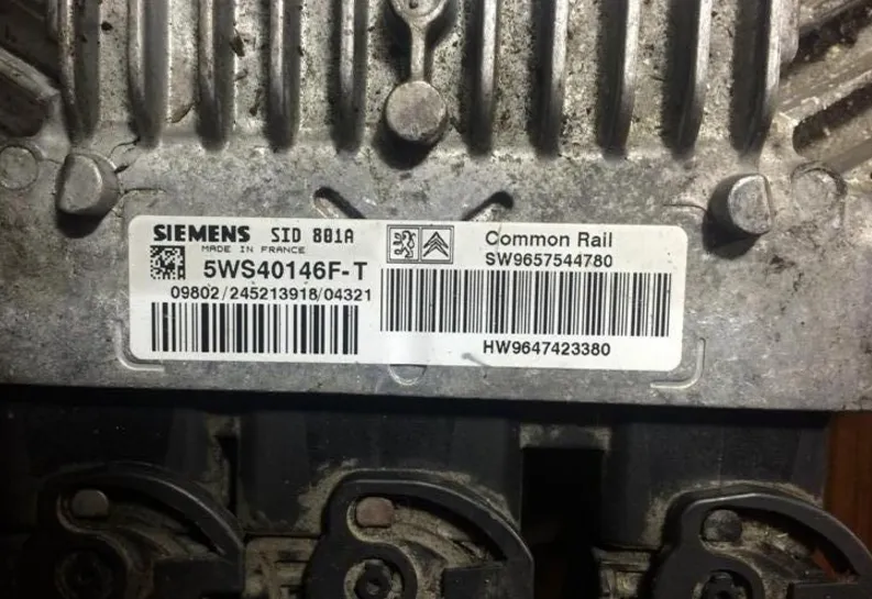 ÇETİN ELEKTRONİK Berlingo 2.0Hdi 90Cv Sid801A Sw9657544780 Hw96474233 Hw 96474233 Sw 9657544780 – Peugeot motor beyni