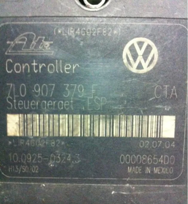 7L0907379F 100925-03243 00008654D0 ABS PUMP