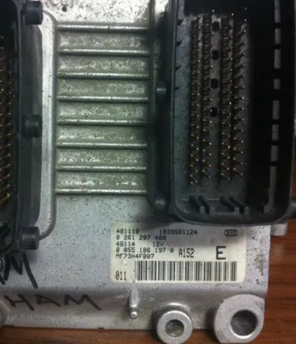 FİAT PALİO 1.2 16V ECU MOTOR BEYNİ BOSCH 0261207488 1039S04741 ME73H4F007 A152